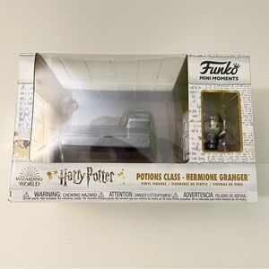 Funko Mini Moments Harry Potter Potions Class Hermione Granger